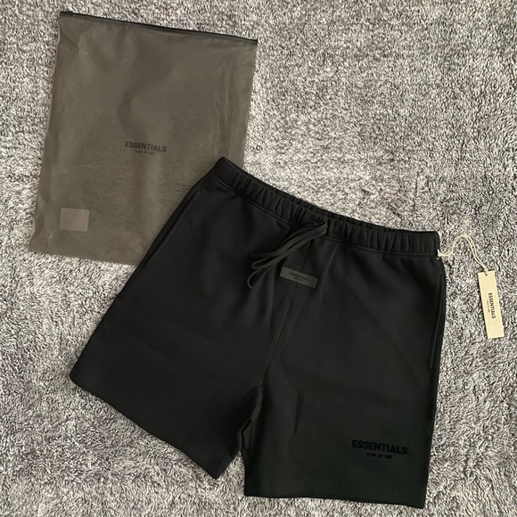Men’s Fear of God Essentials Shorts, Stretch Limo, NWT